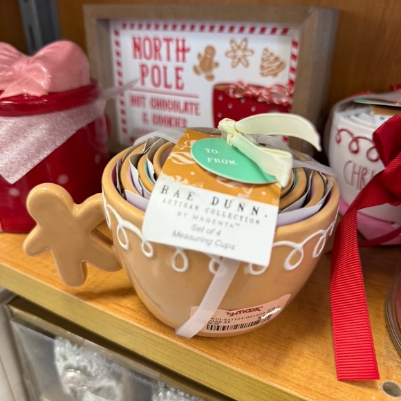 Rae Dunn Christmas Gingerbread Measuring Cups New - Picture 2 of 2